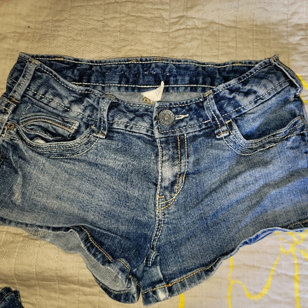 Aeropostale Blue Jean Shorts 7/8
